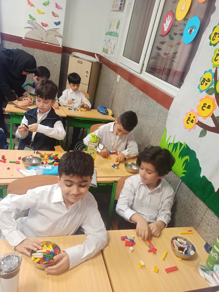 الوین همتی در مدرسه واله